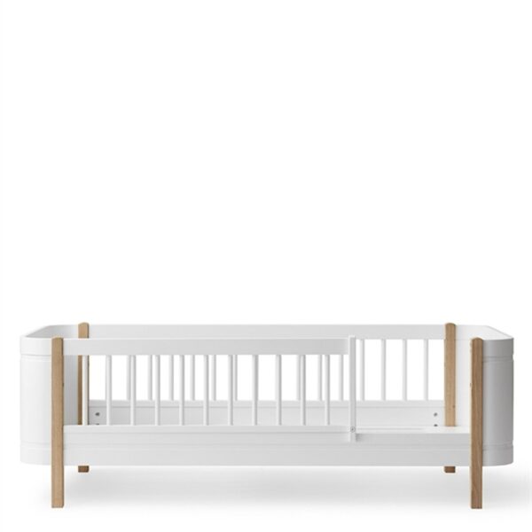 Oliver Furniture Wood Mini+ Juniorseng Hvid/Eg