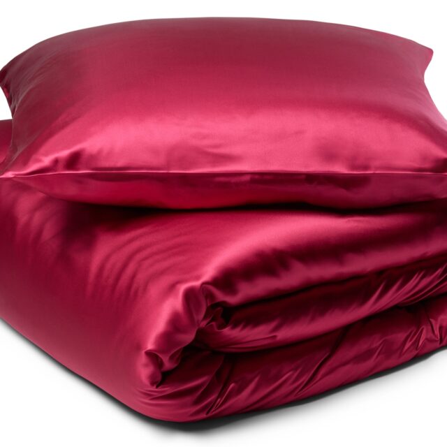 Silke sengetøj 200x220 cm - Mørk pink sengetøj til dobbeltdyne - 100% morbærsilke - By Borg