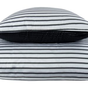 Sengetøj 240x220 cm - Narrow lines sort - Vendbart dobbelt dynebetræk - 100% Bomuldssatin - By Night