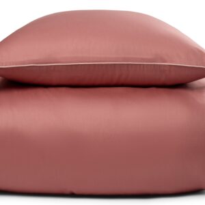 Sengetøj 140x220 cm - 100% bomuldssatin - Solid mørk rosa sengetøj med pipingkant - Ekstra blødt sengesæt fra By Borg
