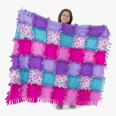 Melissa & Doug Skabt af Mig Blomstret Fleece Tæppe
