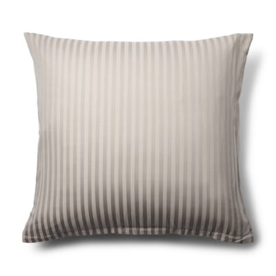 Pudebetræk 60x63 cm - 100% bomuldssatin - Klassisk sandfarvet striber
