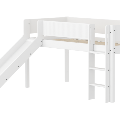 Flexa White Halvhøj Seng 120 cm Med Rutchebane, Stige og Grooves Sengehest 90x200 cm - Hvid
