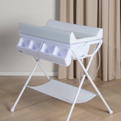 Beemoo CARE Sammenfoldeligt Puslebord m. Badekar, Hvid