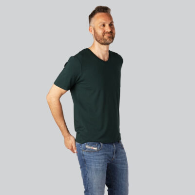 Bambus t-shirt v-hals i grøn til mænd