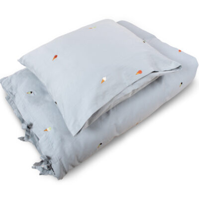 Junior sengetøj GOTS (100x140 cm) Broderet Cool Summer Pearl Blue