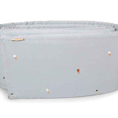 Sengerand broderet Cool Summer design Pearl Blue