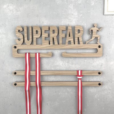 Medalje ophæng med "SUPER FAR"
