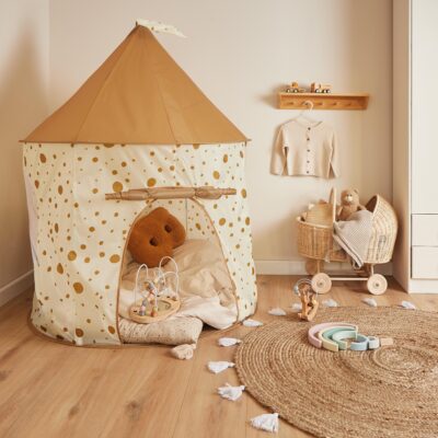 BABYNOHR - Popup Legetelt Slot Med Prikker - Babynohr.dk