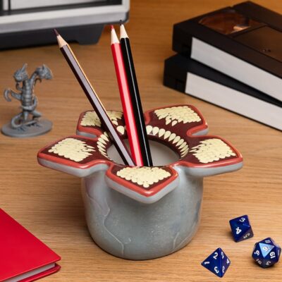 Demogorgon Pen Pot